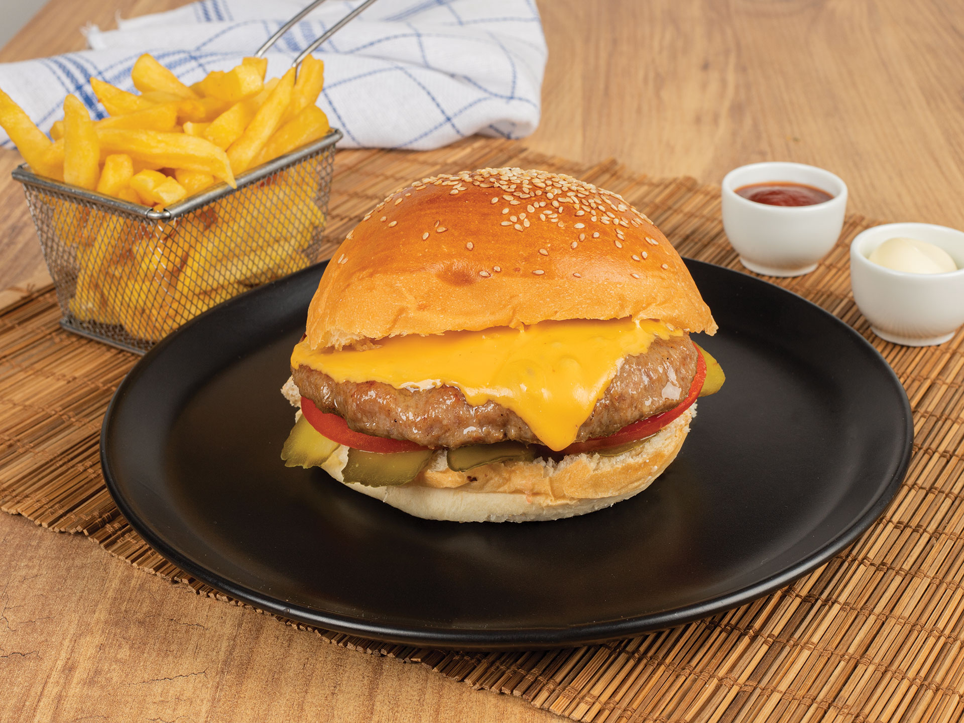 DANA CHEESEBURGER